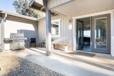 Rolling Oaks Ranch - 200 Acres of Lakeside Beauty & Countryside Serenity