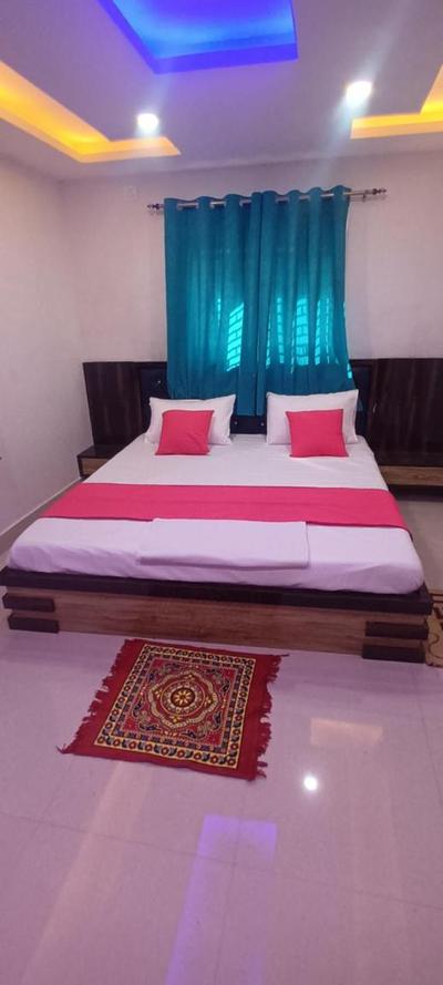 Hotel Raxaul King