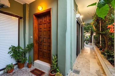 Escape to Kalamata's Old City Your Urban Oasis
