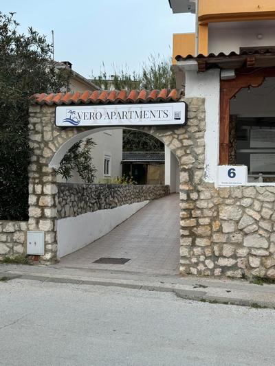 Pag Vero Apartments