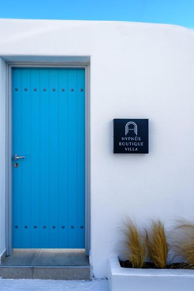 Hypnōs boutique villa with amazing heated pool and jacuzzi