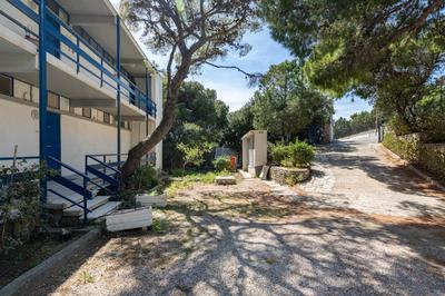 Renovated Seaside Cabin in Sounio