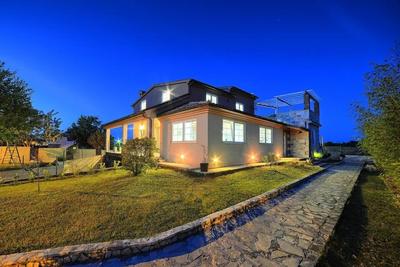 Ferienhaus mit Privatpool für 12 Personen ca 300 qm in Šišan, Istrien Südküste von Istrien