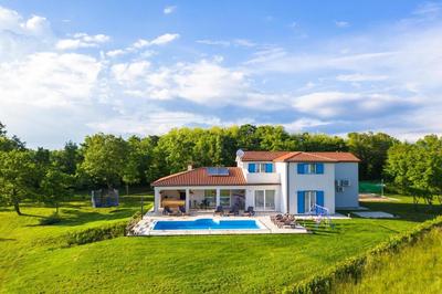 Ferienhaus mit Privatpool für 12 Personen ca 260 qm in Šumber, Istrien Binnenland von Istrien