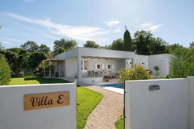 Ferienhaus Mit Eigenem Pool