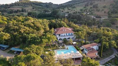 Schönes Ferienhaus in Capiglia Marittimma