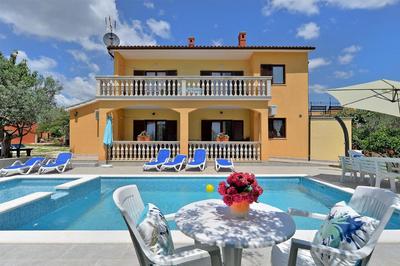Ferienhaus mit Privatpool für 16 Personen ca 190 qm in Vodnjan, Istrien Istrische Riviera