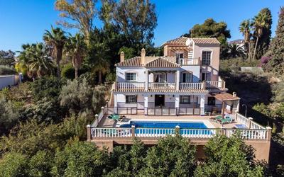Ferienhaus mit Privatpool für 10 Personen ca 280 qm in Nerja, Andalusien Costa del Sol