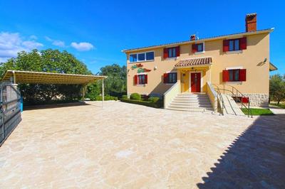 Ferienhaus mit Privatpool für 10 Personen ca 265 qm in Šišan, Istrien Südküste von Istrien