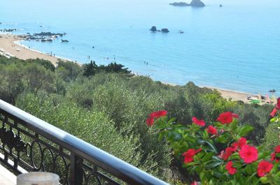 Studio Apartments with sea view and pool - Pelekas Beach Corfu