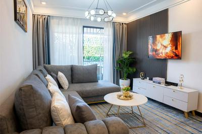 Uptown 1 Bedroom Apartments