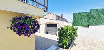 Beautiful Villa Casa Romito with pool in Kastelir