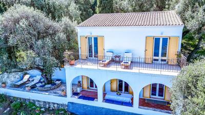 Villa Kalandi Sea Front