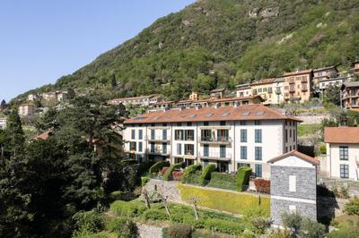 [Lake View] Private Covered Parking and Terrace