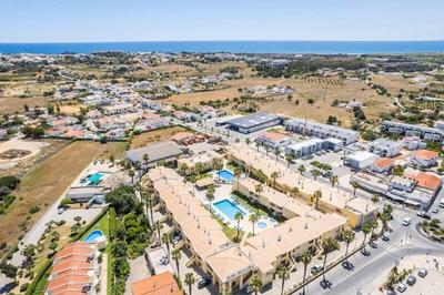 Apartment Riu - Close to bars shops and restaurants