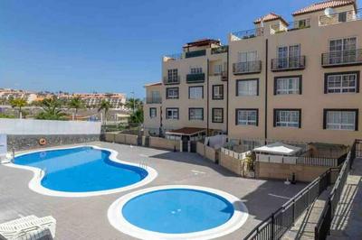 Relax and Tranquility, Sea and swimming pool