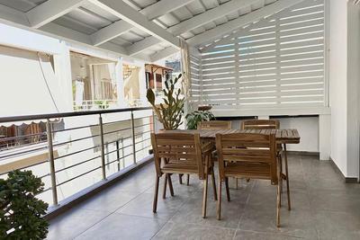 3-bedroom central, spacious and bright apartment.