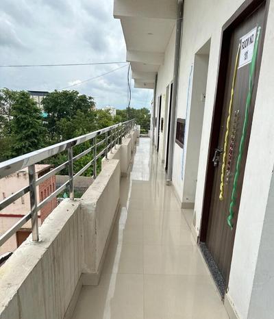 Hotel O Kanish Place