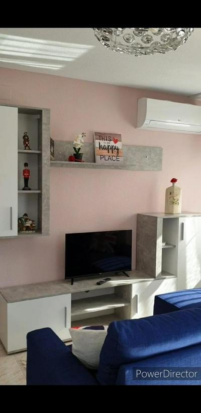 Happy Place Apartment