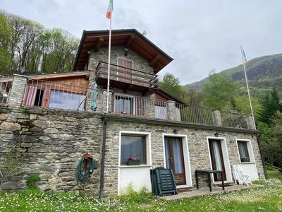 The Happy Rooster - Villa with Big Garden
