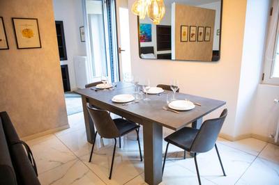 Porta Venezia - Design Suite con Balcone - 55mq