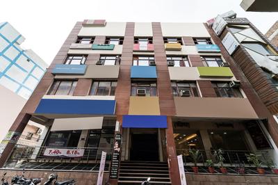 Super Hotel O by OYO Landlord