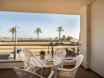 Apartamento en Empuriabrava: Frente al Mar, Piscinas, Parking y Vistas a la Bahía - HISP-288-39
