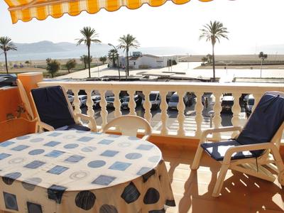 Apartamento de 2 Dormitorios Frente al Mar - HISP-288-35