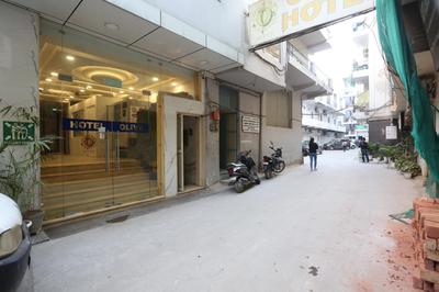 Hotel Aashiyana Palace Just 4Km Away From Delhi Airport