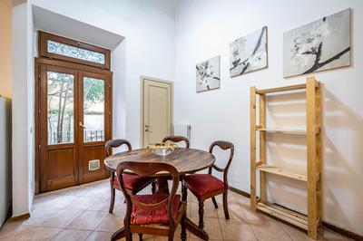 YiD apartment with little garden