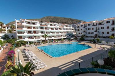 Victoria Court II H117 - One Bed with sunny balcony