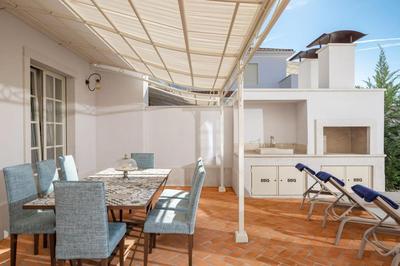 Family villa Claretta with pool and grill in Porec