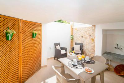 Townhouse Lleo 72 By homevillas360