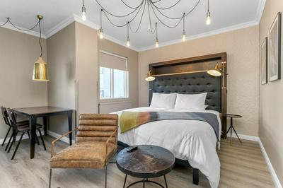 ODDSSON Downtown Hotel