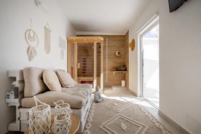 Dimora Giulia Luxury Suite and Room