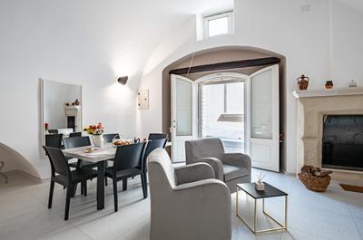 La Torretta Home - Stylish & Central Studio