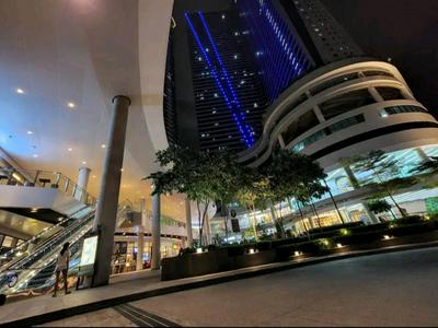 Heart of Makati, (WiFi/Netflix/Disney included), central location