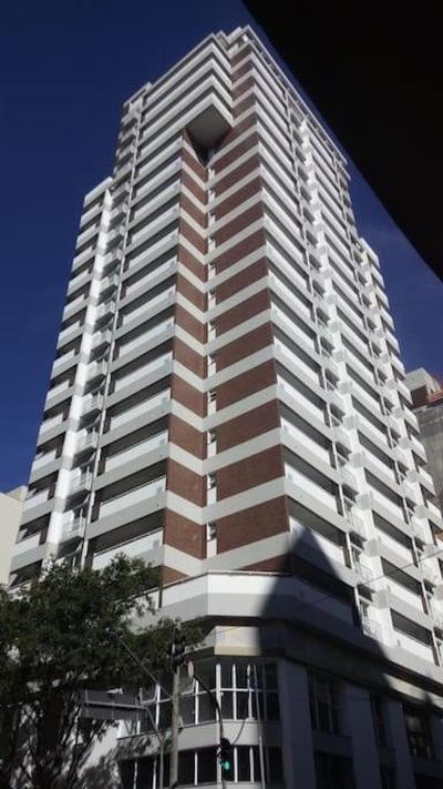 Apartamento na Bela Vista com Piscina