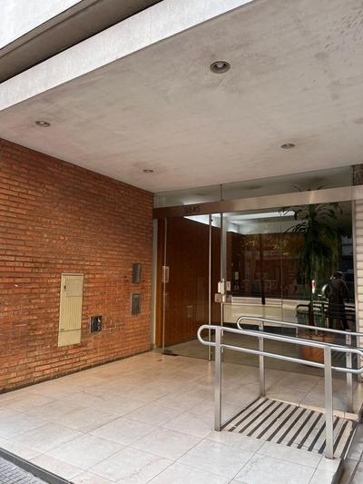 Departamento Vía Abasto, a tres cuadras del shopping Abasto sobre Avenida Corrientes