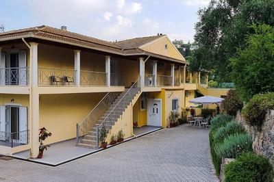 Private apartment near Gouvia Village 1F