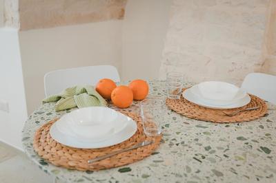 Dimore Bianche, Santa Chiara