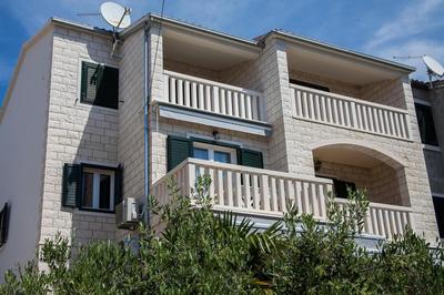 Sirius Apartments - Free Private Parking