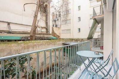 Elegant apartment in Athens