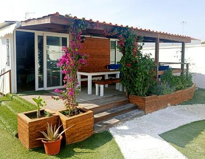 "Chalet La Buganvilla con Piscina Privada y Jardín Cerca de la Playa en Chiclana"