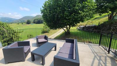 Casa renovada con chill out en Espinosa