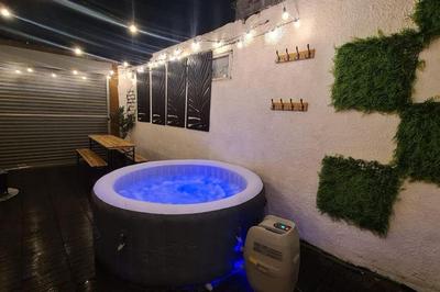 HotTub,Sauna,Massage,BBQ,Firepit,Games,Beach!