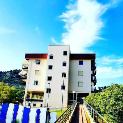 MARE FUORI nuovo openspace con parcheggio gratuito