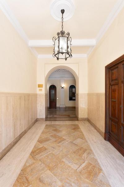 Colosseo House