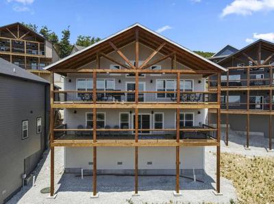 The Lake Fish-Amazing Views-Sleeps 24-indoor-outdoor pools