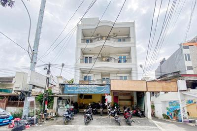 Tangki Premier Residence RedPartner